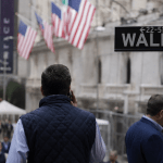 Dow falls over 500 points as Trump-Iran tensions send oil prices higher